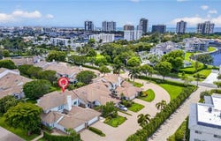 4030 Crayton Rd, NAPLES, FL 34103