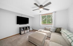 1422 E Arnold Street, Sandwich, IL 60548