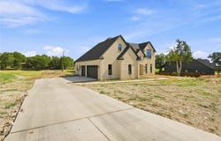 3820 Jacks Loop, Midlothian, TX 76065