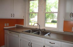 1112 Goshen Avenue, Elkhart, IN 46516-4825