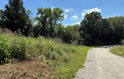1277 Center Star Rd, Columbia, TN 38401