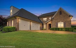 39 Winter Oaks Drive, Lamar, MS 38642