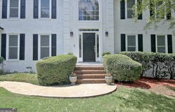 109 Sweetwater Oaks, Peachtree City, GA 30269