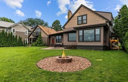 2346 HICKORY Lane, OSHKOSH, WI 54901