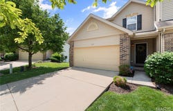 5555 Wavecrest Circle, Cottleville, MO 63304