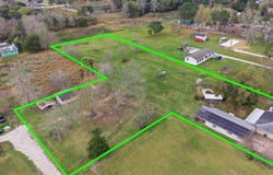134 Meneley, Winnie, TX 77665