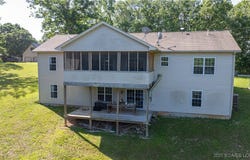 21 Winston Lane, Kaiser, MO 65047