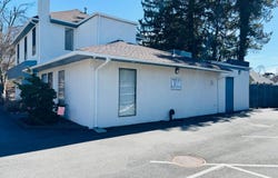 239 Roslyn Rd, Roslyn Heights, NY 11577