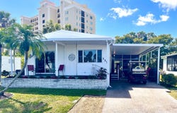 751 10th St E, Palmetto, FL 34221