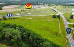 15 County Highway 35, Hamilton, AL 35570
