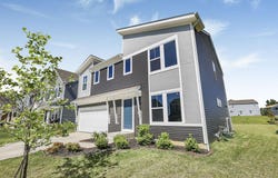 224 Leatherleaf Way, Pataskala, OH 43062