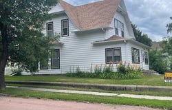 301  S Main Street, Chamberlain, SD 57325