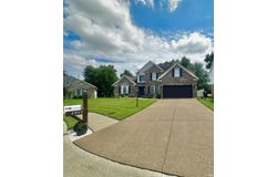 2939 Charlestown Court, Evansville, IN 47725