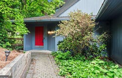 3863 Dundee, Roswell, GA 30075