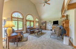 2529 Valley Chapel Rd, Jackson, OH 45640