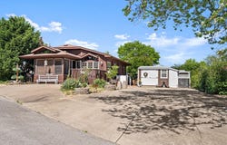 102 Shady Oak Circle, Branson, MO 65616