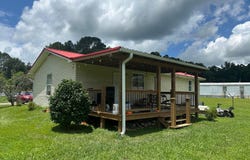 617 ARKADELPHIA Rd, Jasper, AL 35504