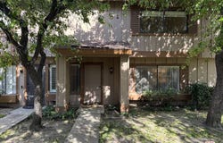 20111 Leadwell St, Winnetka, CA 91306