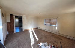919 N Main St, McLean, TX 79057