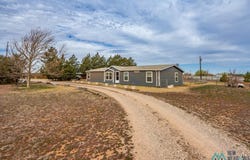1052 Curry M #a Road, Clovis, NM 88101