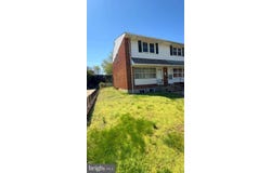 1326 RENSHAW RD, CHESTER, PA 19013