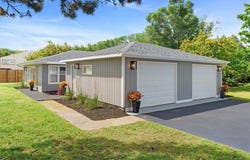 180 Saint Croix Trail N, Lakeland, MN 55043