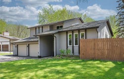 1158 Rockstone Lane, New Brighton, MN 55112