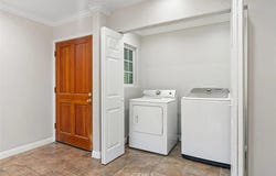 7023 De Celis, Van Nuys, CA 91406