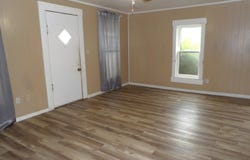 316 N Daily, Mount Hope, KS 67108