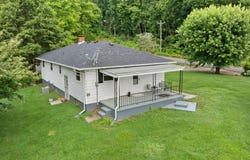 9991 Hwy 1676, Science Hill, KY 42553