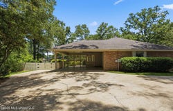 2 Sandway Drive, Brandon, MS 39042