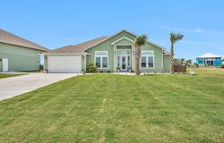 18 Peets Bend, ROCKPORT, TX 78382
