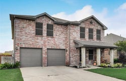 905 John Kennedy Drive, Saginaw, TX 76179