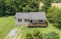 451 N SUMMIT AVENUE, WOODSTOCK, VA 22664
