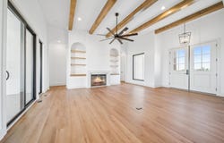 4350 E Brenda Cir, Valley Center, KS 67147