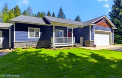 303 Park Ln, Sandpoint, ID 83864