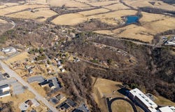850 COMMERCE RD, STAUNTON, VA 24401