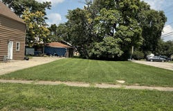 13 W 30th Place, Steger, IL 60475