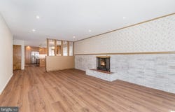 69 W AREBA AVENUE, HERSHEY, PA 17033