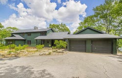 1097 Winrock, Morrilton, AR 72110