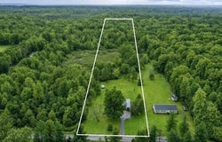 10484 Knowlton Road, Garrettsville, OH 44231