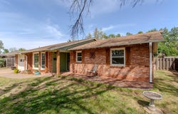 105 S Coolidge, Enid, OK 73703