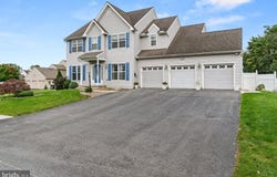 128 S THISTLEDOWN Drive, PALMYRA, PA 17078