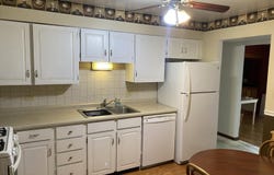 435 Old Stone Road, Munster, IN 46321