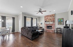 952 Cheyenne Trail, Hewitt, TX 76643