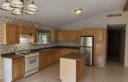 1020 Yates Chapel Road, Cecilia, KY 42724