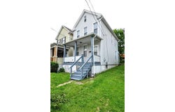 709 Fort Pitt St, Jeannette, PA 15644
