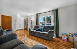 1705 DEPPERT Drive, Pekin, IL 61554
