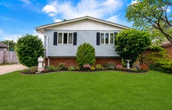 9502 Forrest Drive, Highland, IN 46322