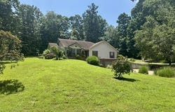 1410 Spinnenwebber Circle, Pocahontas, AR 72455